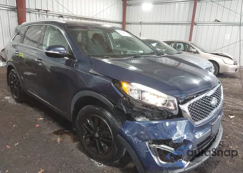 2016 Kia Sorento 2.4L Lx z USA, uszkodzony, nr VIN 5XYPG4A30GG123487